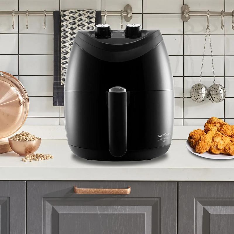 air-fryer-britania-4l-bfr25p-preta-127v-10034920