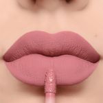batom-liquido-creamy-mari-maria-rose-nude-10036725