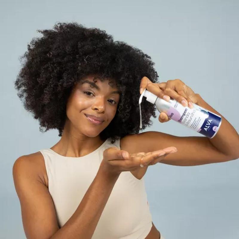 shampoo-alva-vegano-para-cabelos-normais-e-secos-lavanda-e-baunilha-250ml-10045203