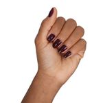 esmalte-escuro-avermelhado-risque-me-deixa-ameixa-cremoso-8ml-10047649
