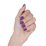 esmalte-roxo-risque-jujuva-cremoso-8ml-10047663