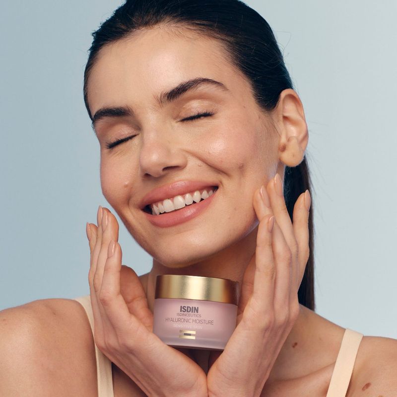 creme-facial-anti-idade-isdin-hyaluronic-moisture-pele-sensivel-50g-10041631
